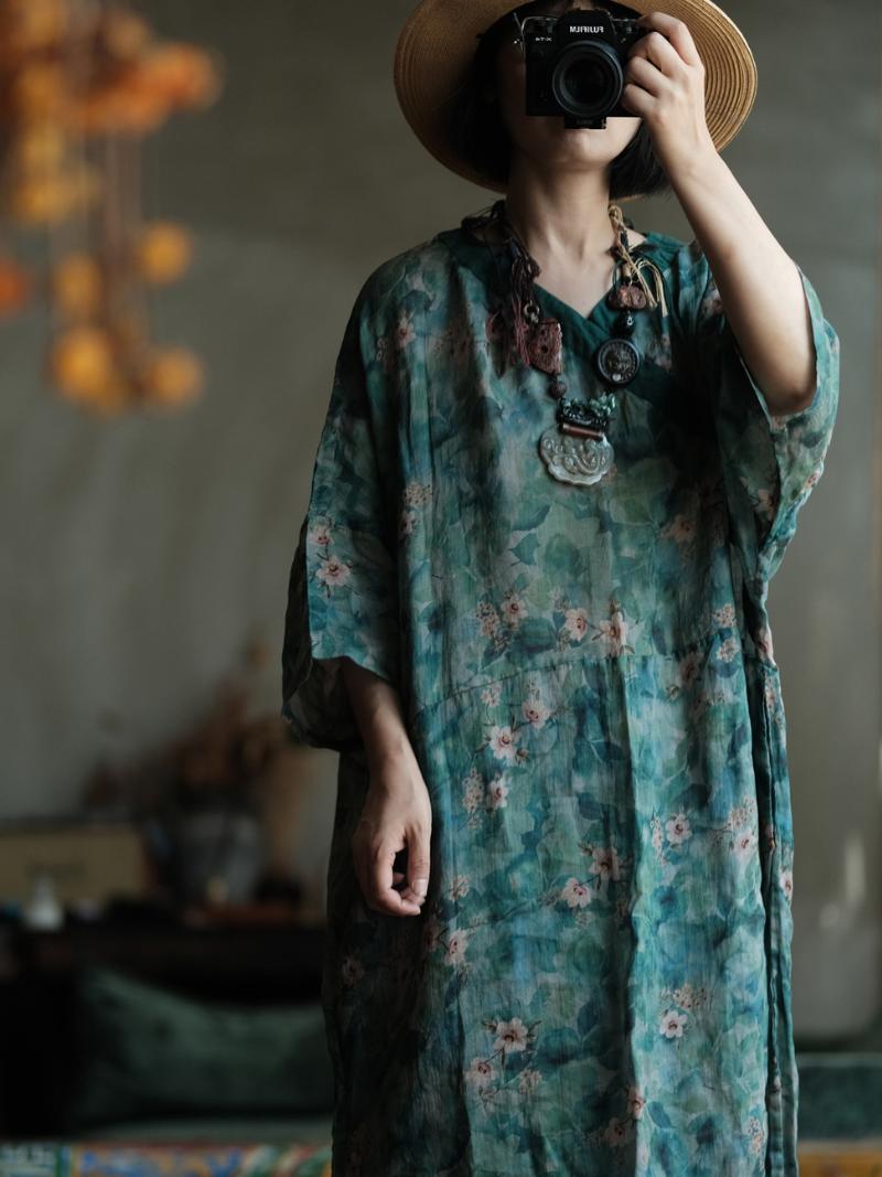 Floral-Printed Ramie Kaftan Dress with Flowing Kimono Sleeves