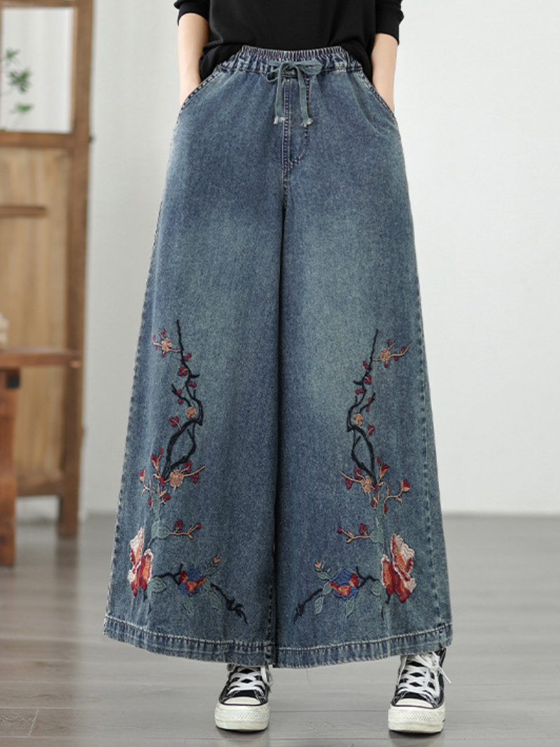 Women's Summer Soft and Comfortable Embroidery Loose Bottom