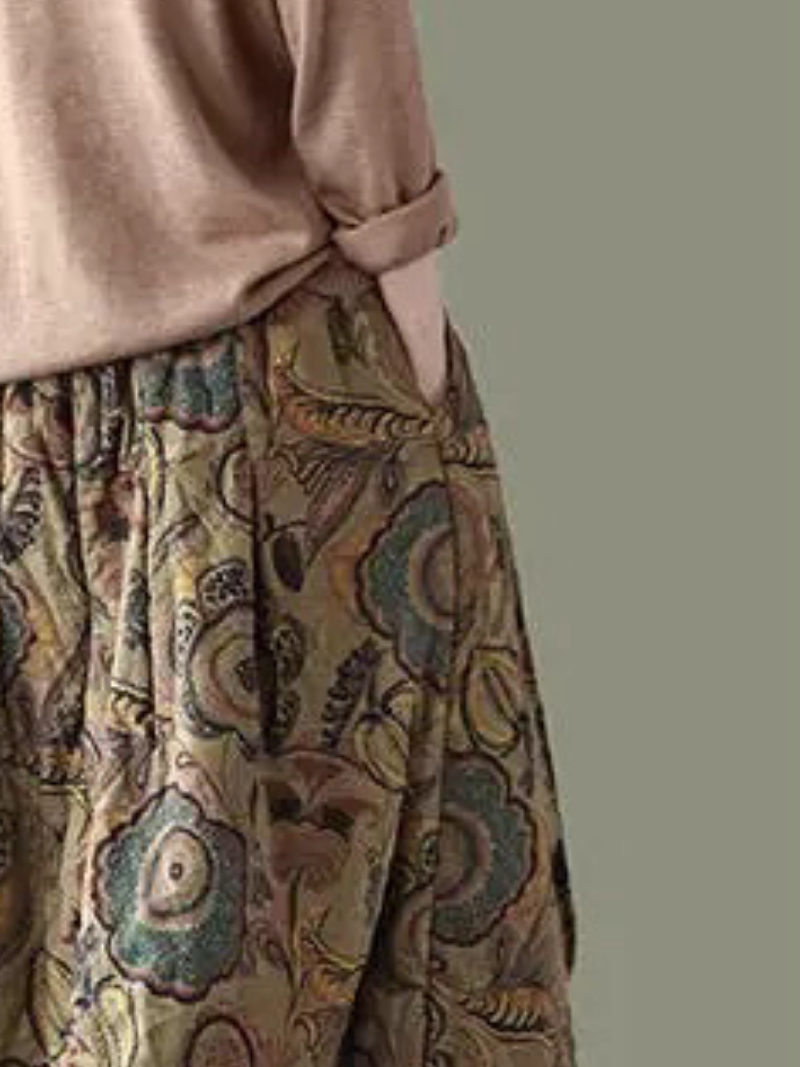 Ditsy Floral Maxi Skirt in 100% Cotton, Effortlessly Chic Elegance