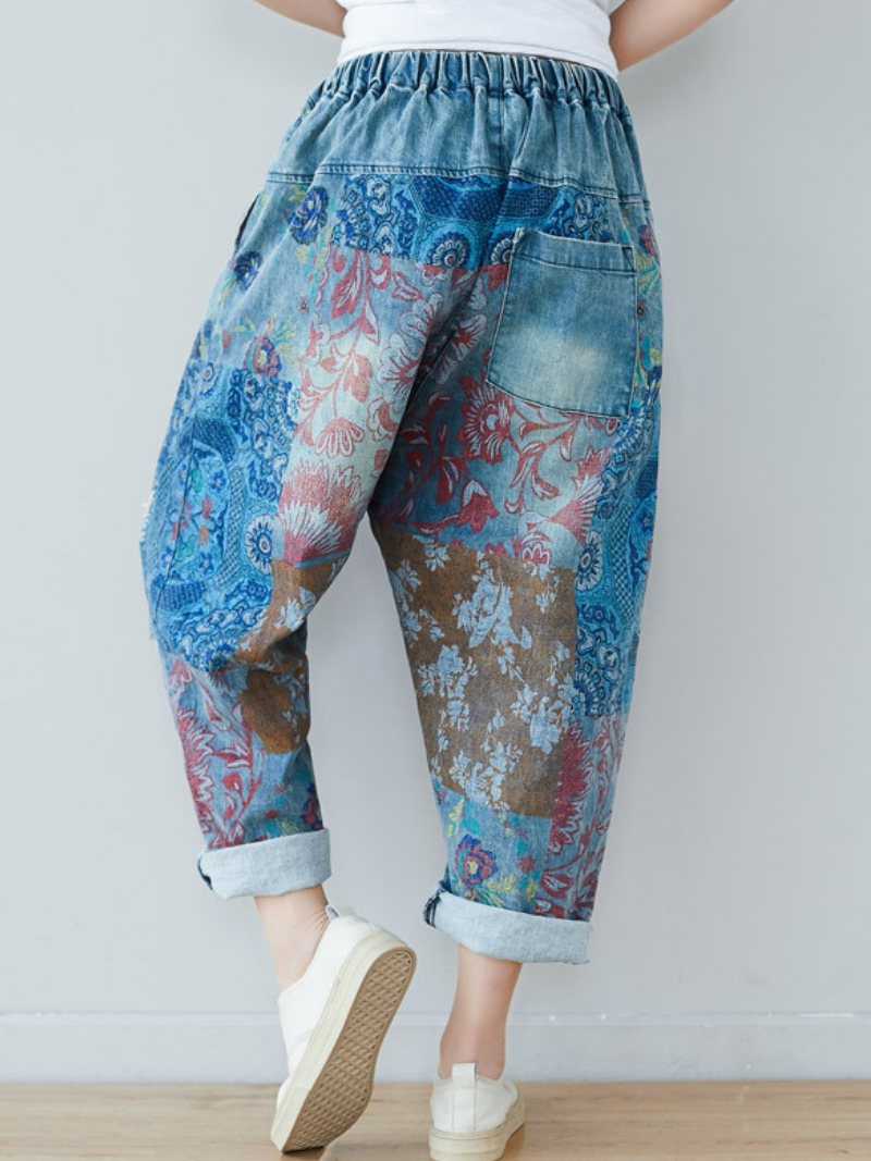  Women's summer vibe. Style meets comfort like never before 