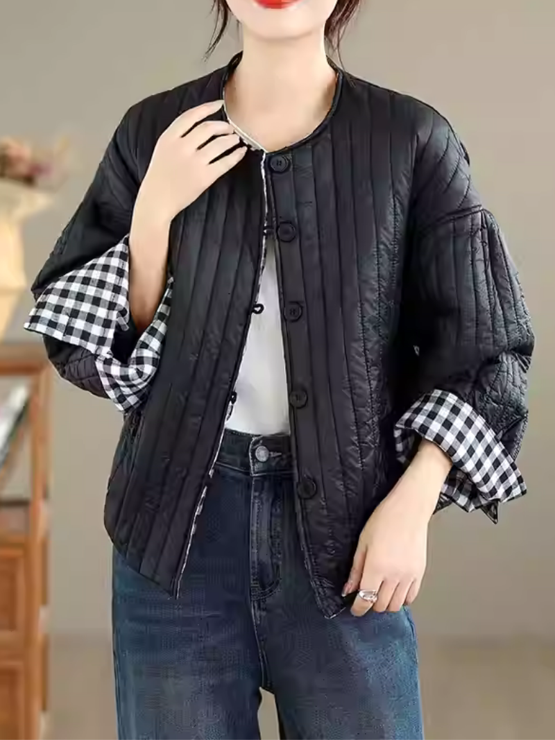 Chic Quilted Jacket, Round-Neck Boxy Silhouette with Gingham Cuff Detail