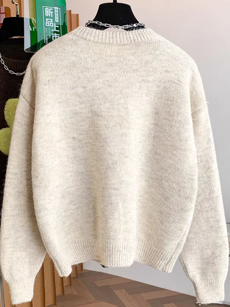 Chic Floral Intarsia Knit Sweater in Plush Acrylic Blend Comfort