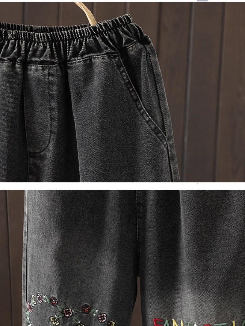 Relaxed Tapered Women’s Jeans in Cotton Denim with Patchwork Design