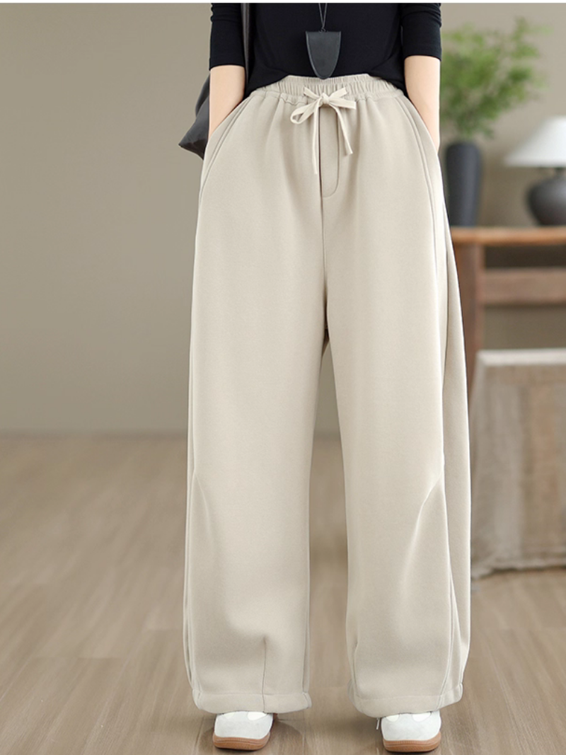 Elevated Wide-Leg Women’s Sweatpants, Fleece Warmth with High-Rise Ease Everyday Style