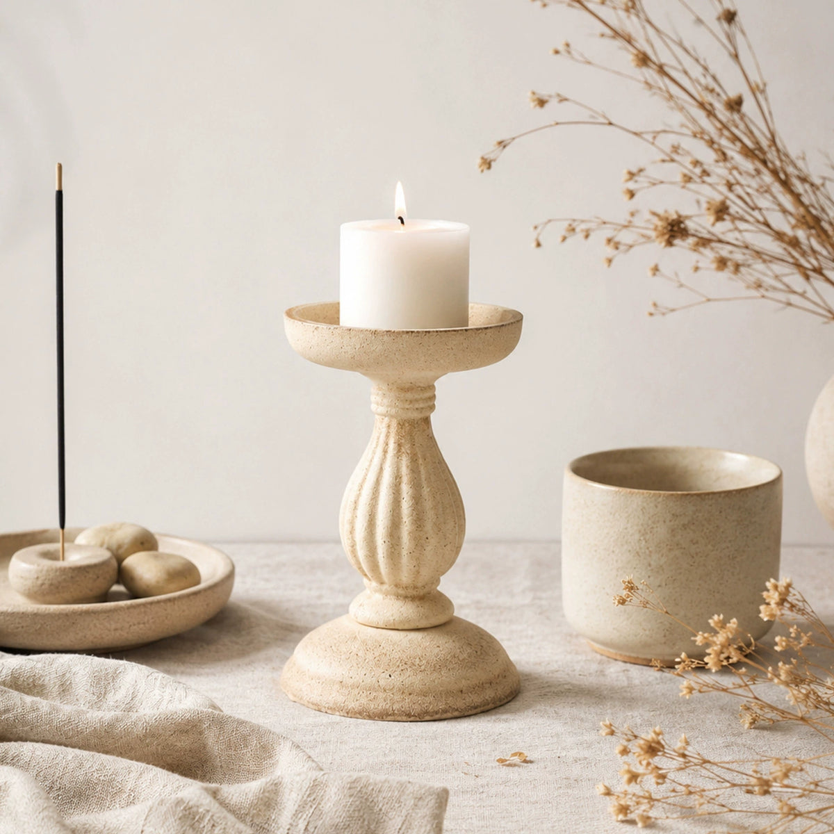 RetroLily Roman column candle holder detail